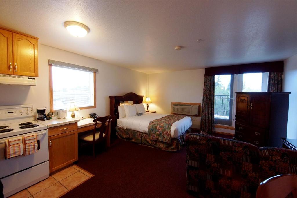 Executive House Suites Hotel & Conference Centre High Level Habitación foto