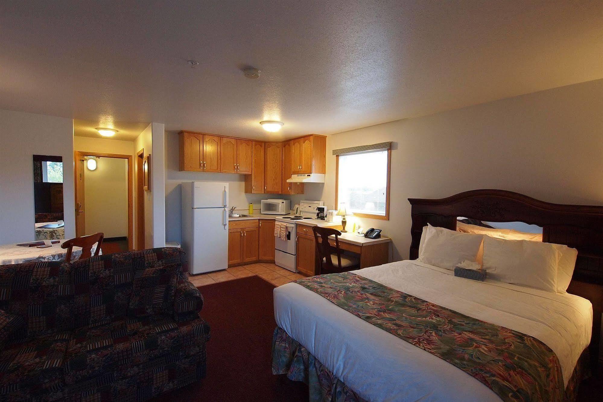 Executive House Suites Hotel & Conference Centre High Level Habitación foto